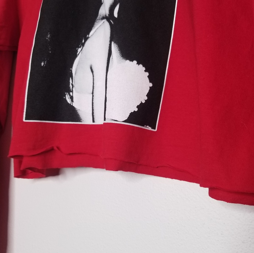 Selena Red "Como la flor" Long Sleeve Crop Top - Picture 2 of 6